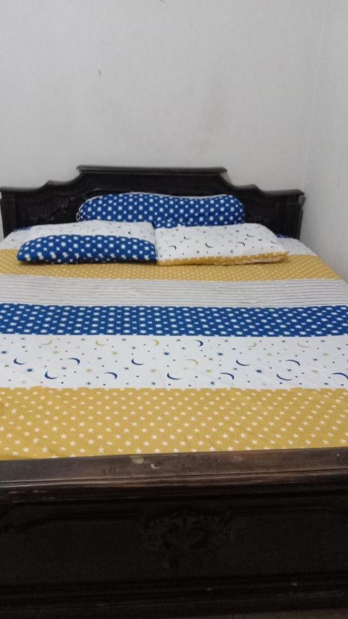 Hotel Kost Backpacker Sidoarjo Esterno foto