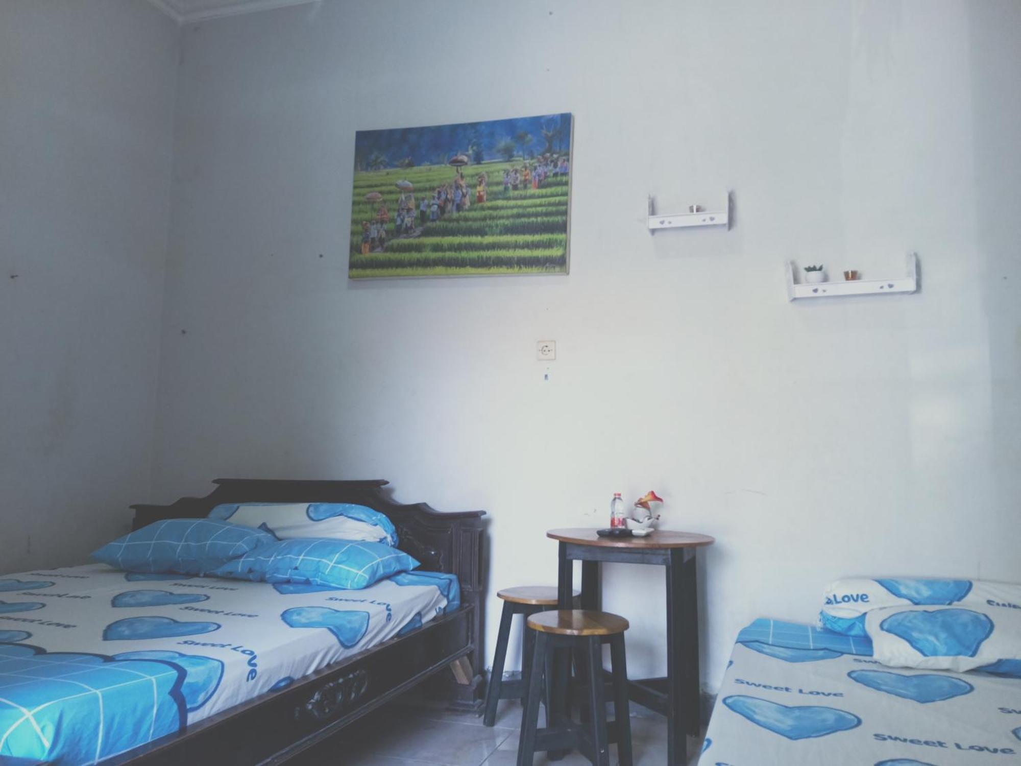 Hotel Kost Backpacker Sidoarjo Esterno foto